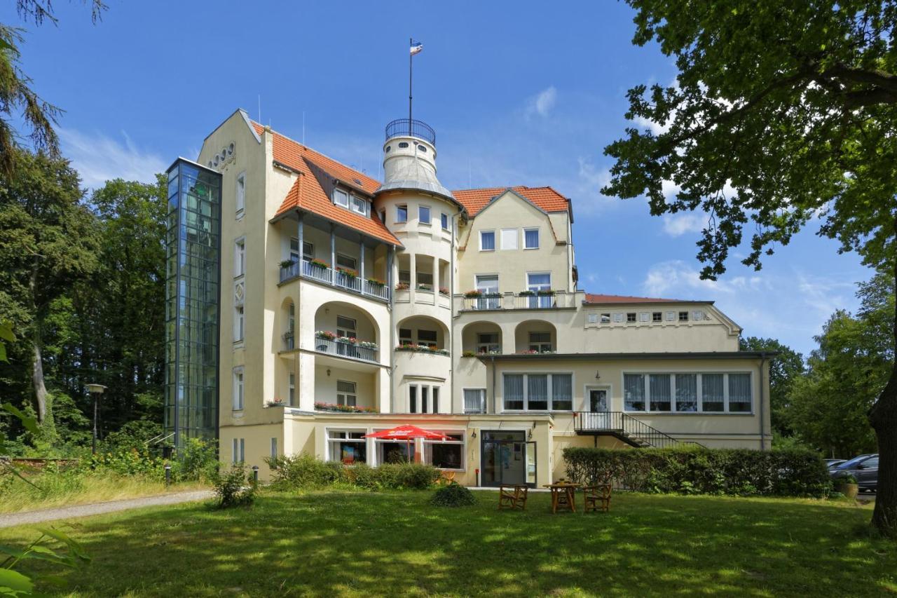 Waldschloss Parow Koserow المظهر الخارجي الصورة